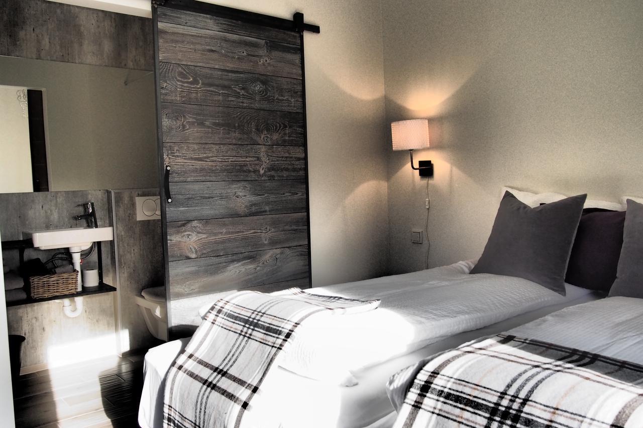 Granastathir Guesthouse Húsavík Extérieur photo